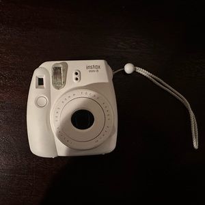 Fuji instax mini 8 camera